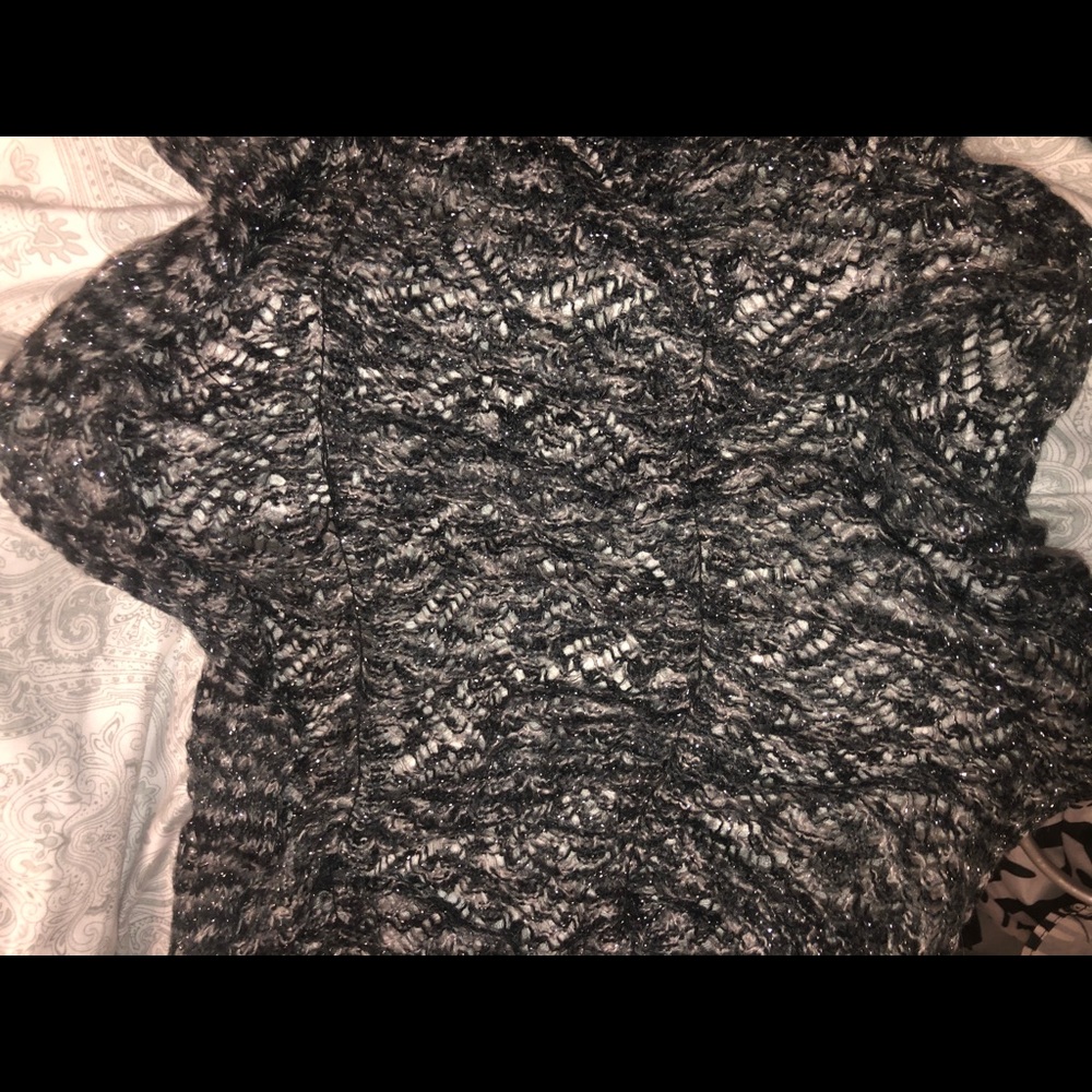 Blue&Gray Ruffle Scarf‼️BOGO‼️ - Picture 5 of 6